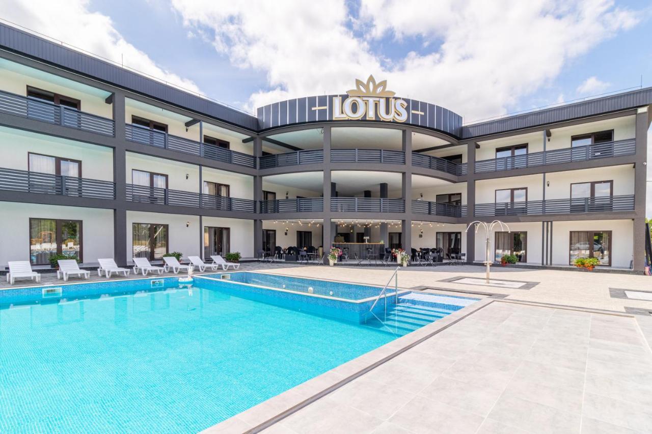 Lotus & Spa Solotvyno Extérieur photo